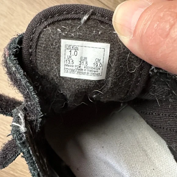 Vans Kids Black Velcro Sneakers - Picture 6 of 7